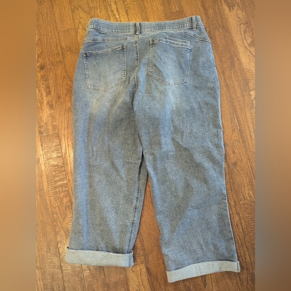 Democracy Women’s Size 22W High Rise Round up Best boyfriend Fit Jeans NWT - Picture 4 of 13